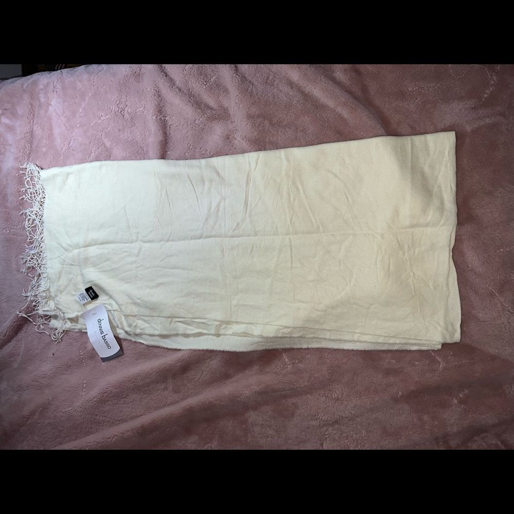 Scarf - Picture 4 of 4